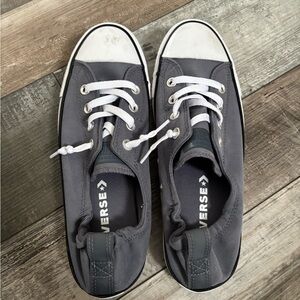 Women’s Converse Size 10